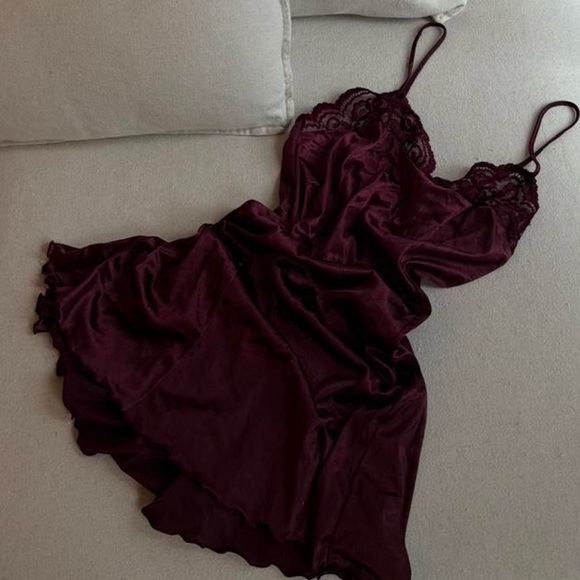 Arianne Other - Whimsygoth romantic true vintage wine slip lace trim sexy satin slip